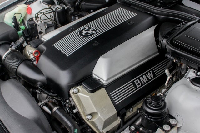 2001 BMW 5 Series 540i