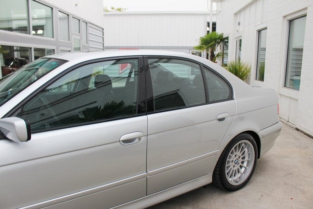 2001 BMW 5 Series 540i