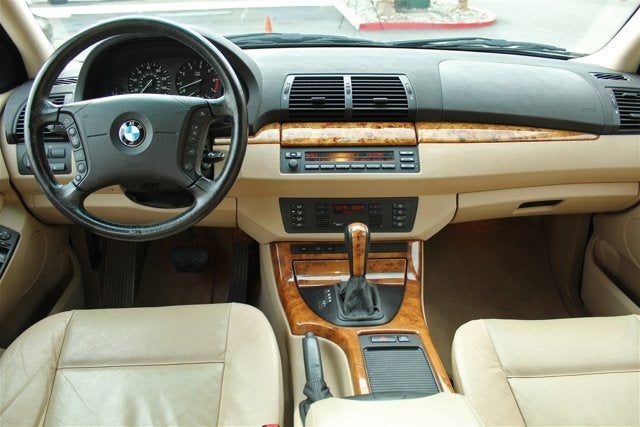 2001 BMW X5 4.4i