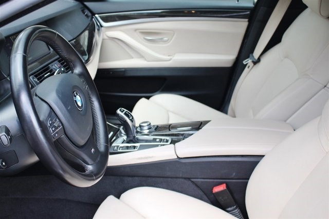 2011 BMW 550i 550i