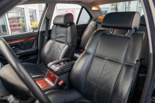 2001 BMW 7 Series 740i