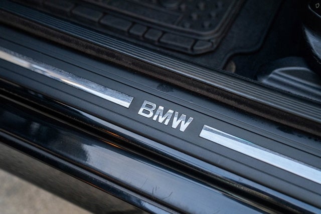 2001 BMW 7 Series 740i