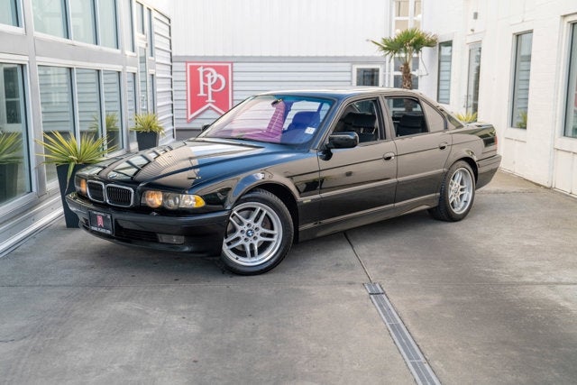 2001 BMW 7 Series 740i