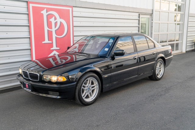 2001 BMW 7 Series 740i