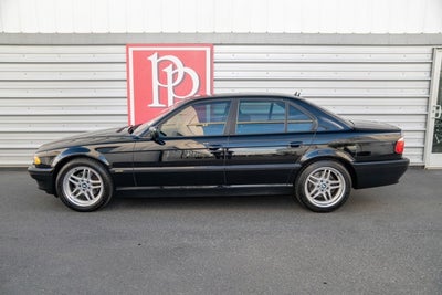 2001 BMW 7 Series 740i