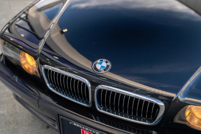 2001 BMW 7 Series 740i