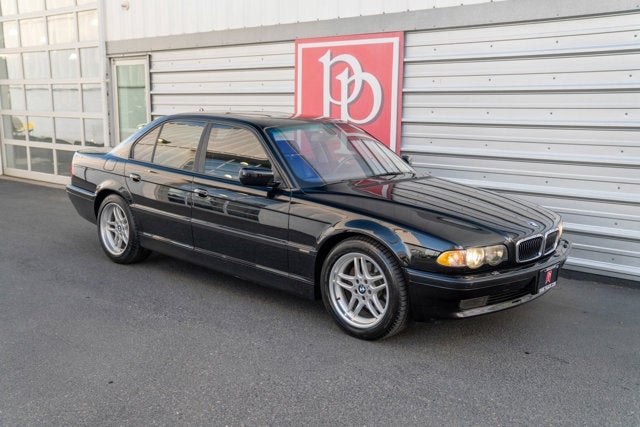 2001 BMW 7 Series 740i