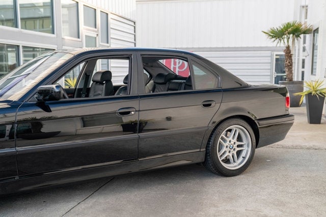 2001 BMW 7 Series 740i