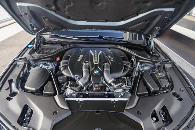 2018 BMW 5 Series M550i xDrive