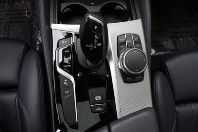 2017 BMW 5 Series 540i M-Sport