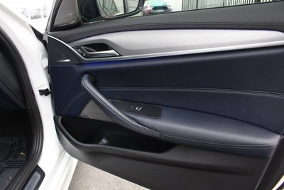 2017 BMW 5 Series 540i M-Sport