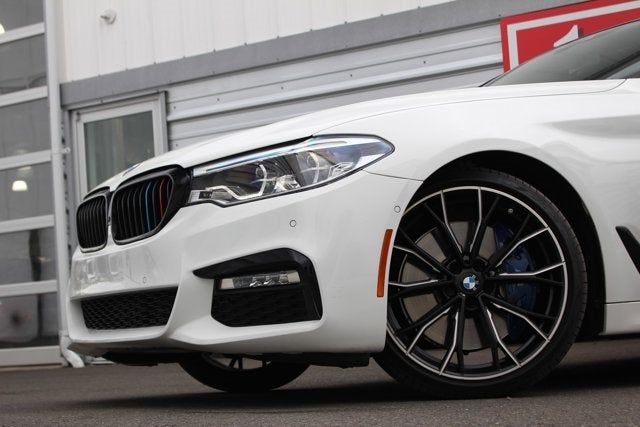 2017 BMW 5 Series 540i M-Sport