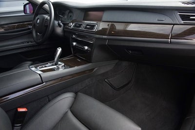 2012 BMW 740i 740i