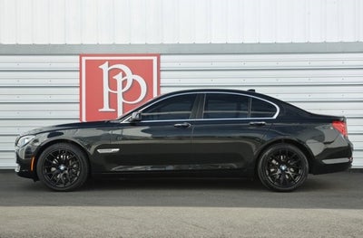 2012 BMW 740i 740i