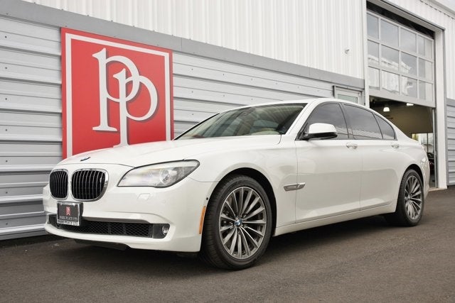 2009 BMW 750i 750i
