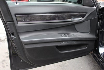 2012 BMW 750i 750i