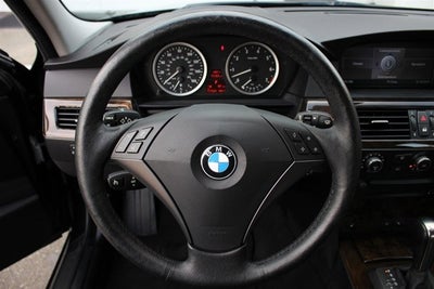 2005 BMW 545i 545i