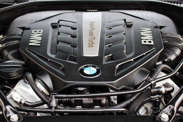 2013 BMW 7 Series 750Li xDrive