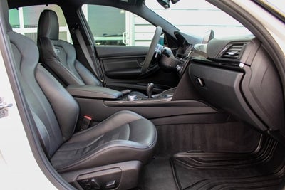 2015 BMW M3 4dr Sdn