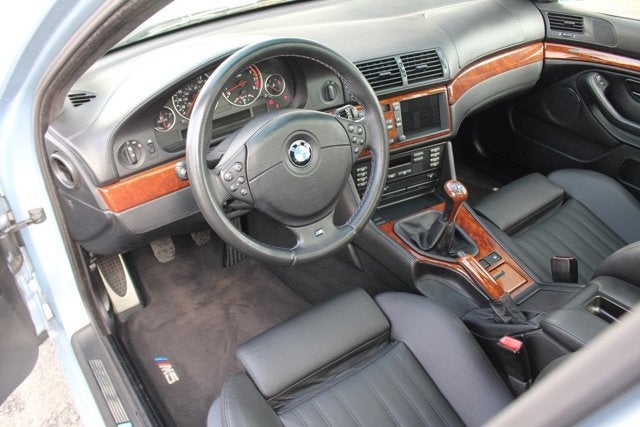 2000 BMW 5 Series M5