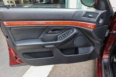 2001 BMW 5 Series M5