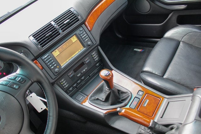 2001 BMW 5 Series M5