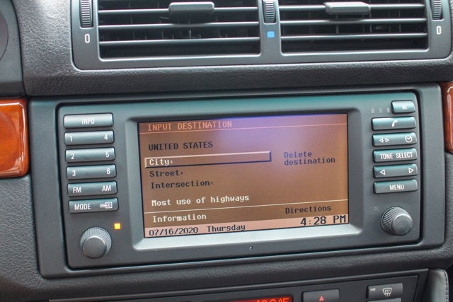 2001 BMW 5 Series M5