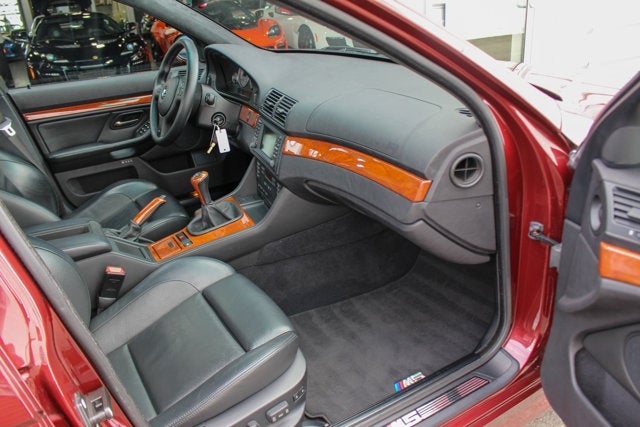 2001 BMW 5 Series M5