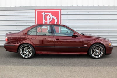 2001 BMW 5 Series M5