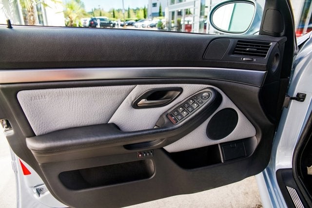 2000 BMW 5 Series M5