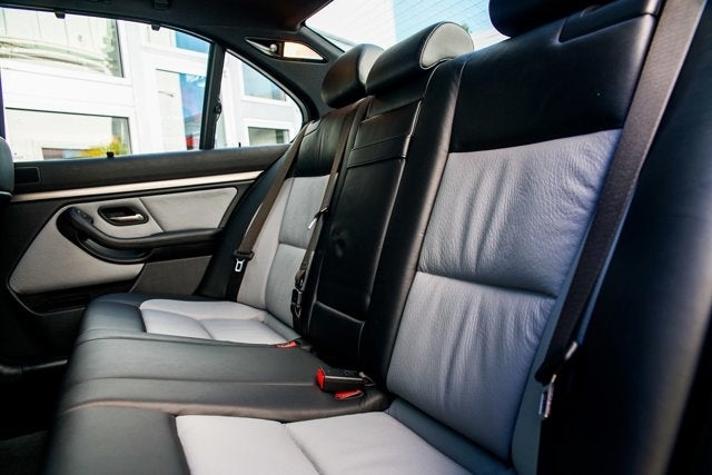 2000 BMW 5 Series M5