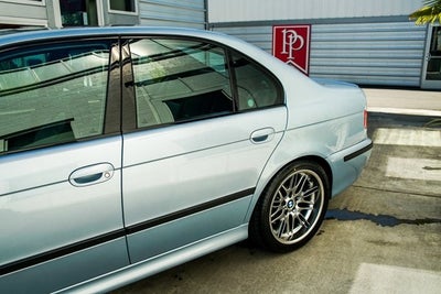 2000 BMW 5 Series M5