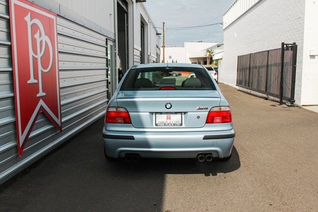 2000 BMW 5 Series M5