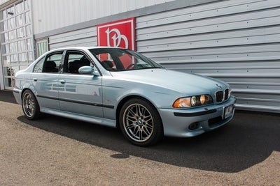2000 BMW 5 Series M5