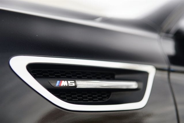 2013 BMW M5 4dr Sdn