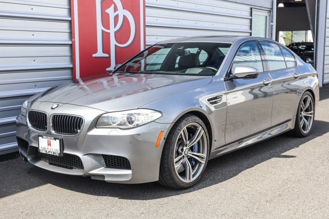 2013 BMW M5 4dr Sdn