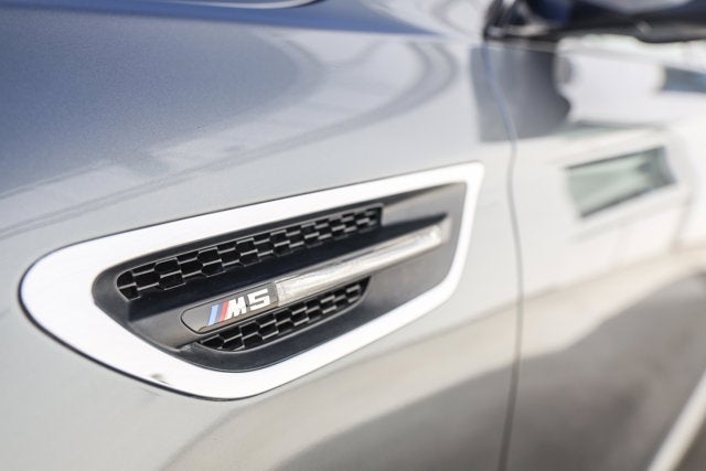 2013 BMW M5 4dr Sdn