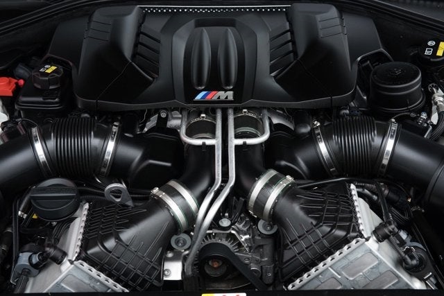 2015 BMW M5 4dr Sdn