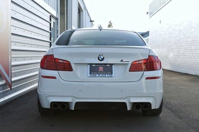 2015 BMW M5 4dr Sdn
