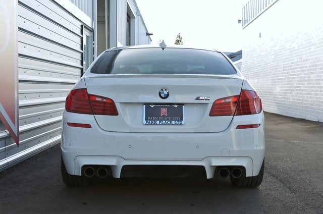 2015 BMW M5 4dr Sdn