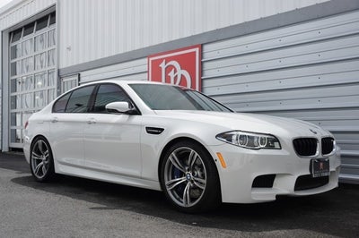 2015 BMW M5 4dr Sdn