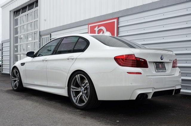 2015 BMW M5 4dr Sdn