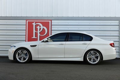 2015 BMW M5 4dr Sdn