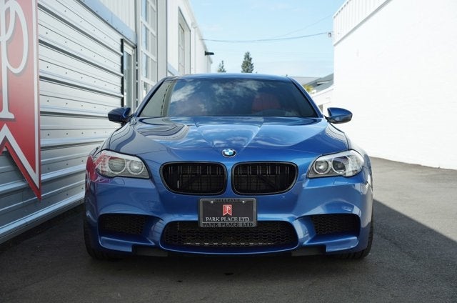 2013 BMW M5 4dr Sdn