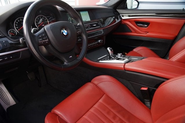 2013 BMW M5 4dr Sdn