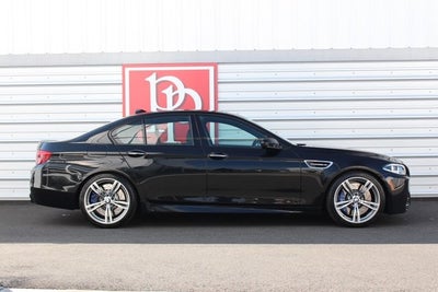 2014 BMW M5 4dr Sdn