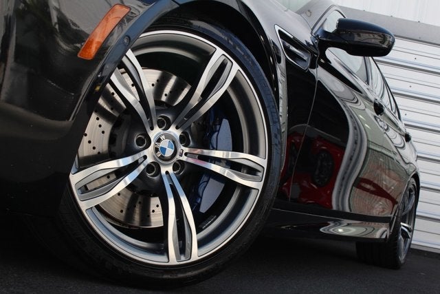 2014 BMW M5 4dr Sdn
