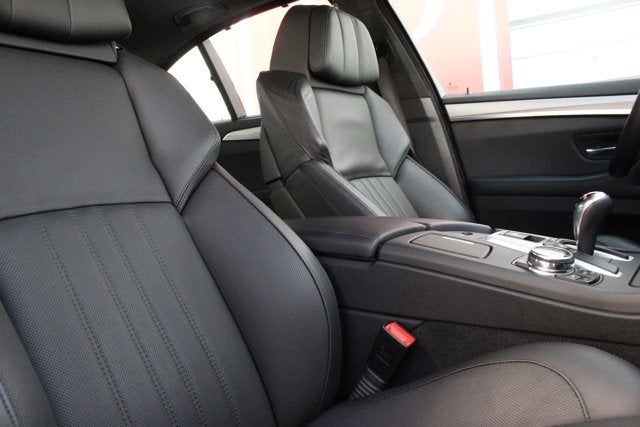 2014 BMW M5 4dr Sdn