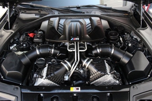 2014 BMW M5 4dr Sdn