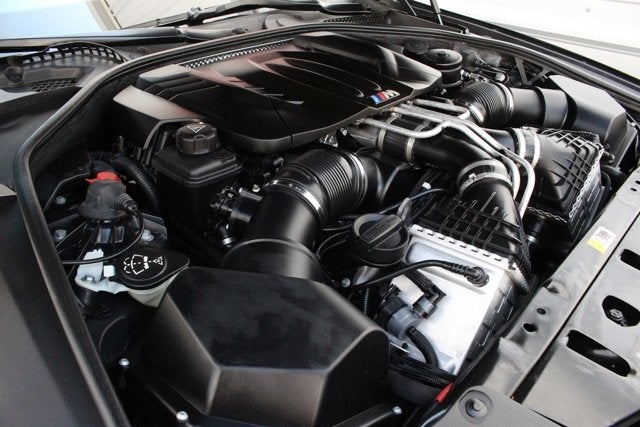 2014 BMW M5 4dr Sdn